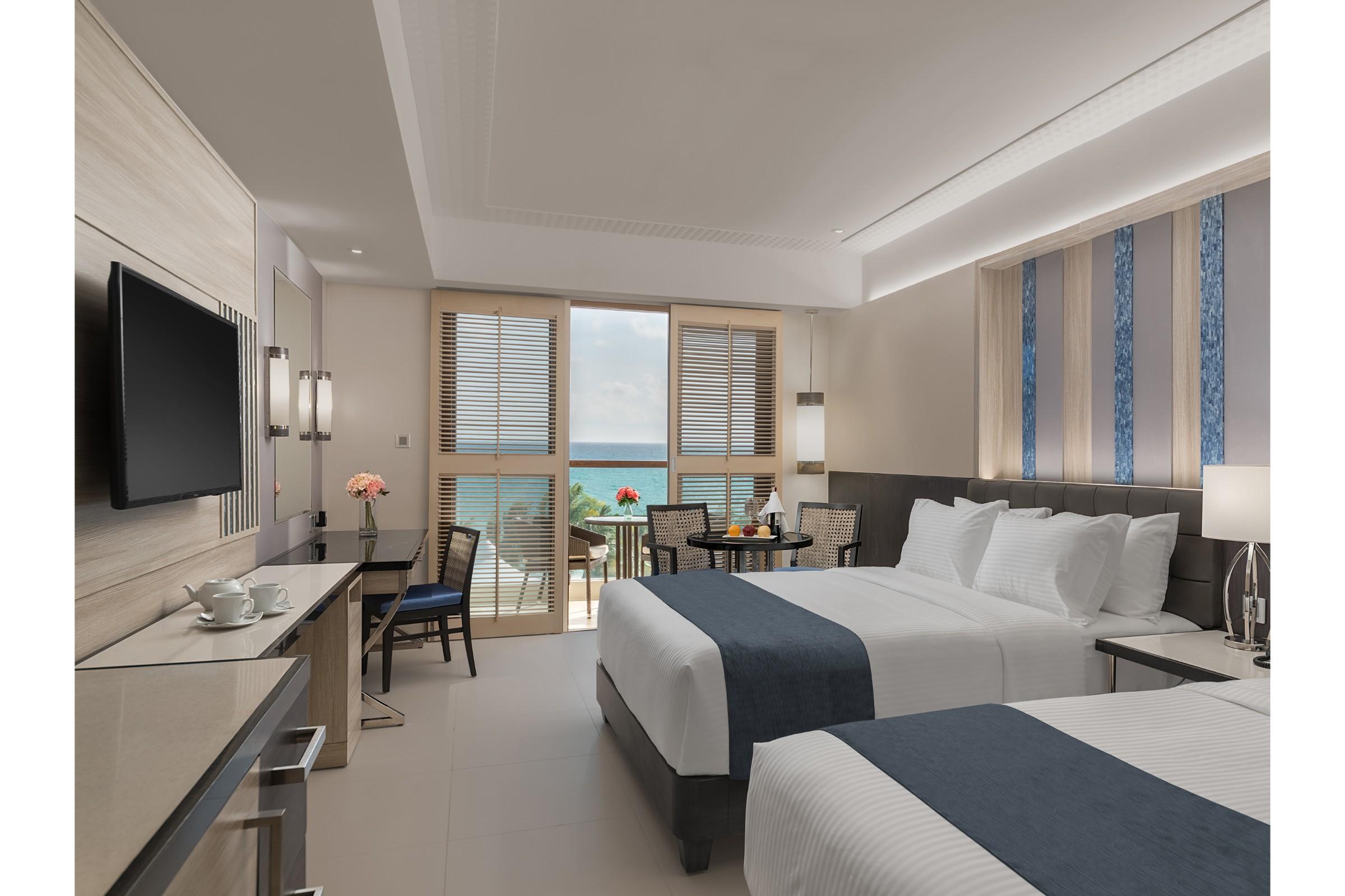 Henann Palm Beach Resort Balabag  Εξωτερικό φωτογραφία Deluxe Ocean View