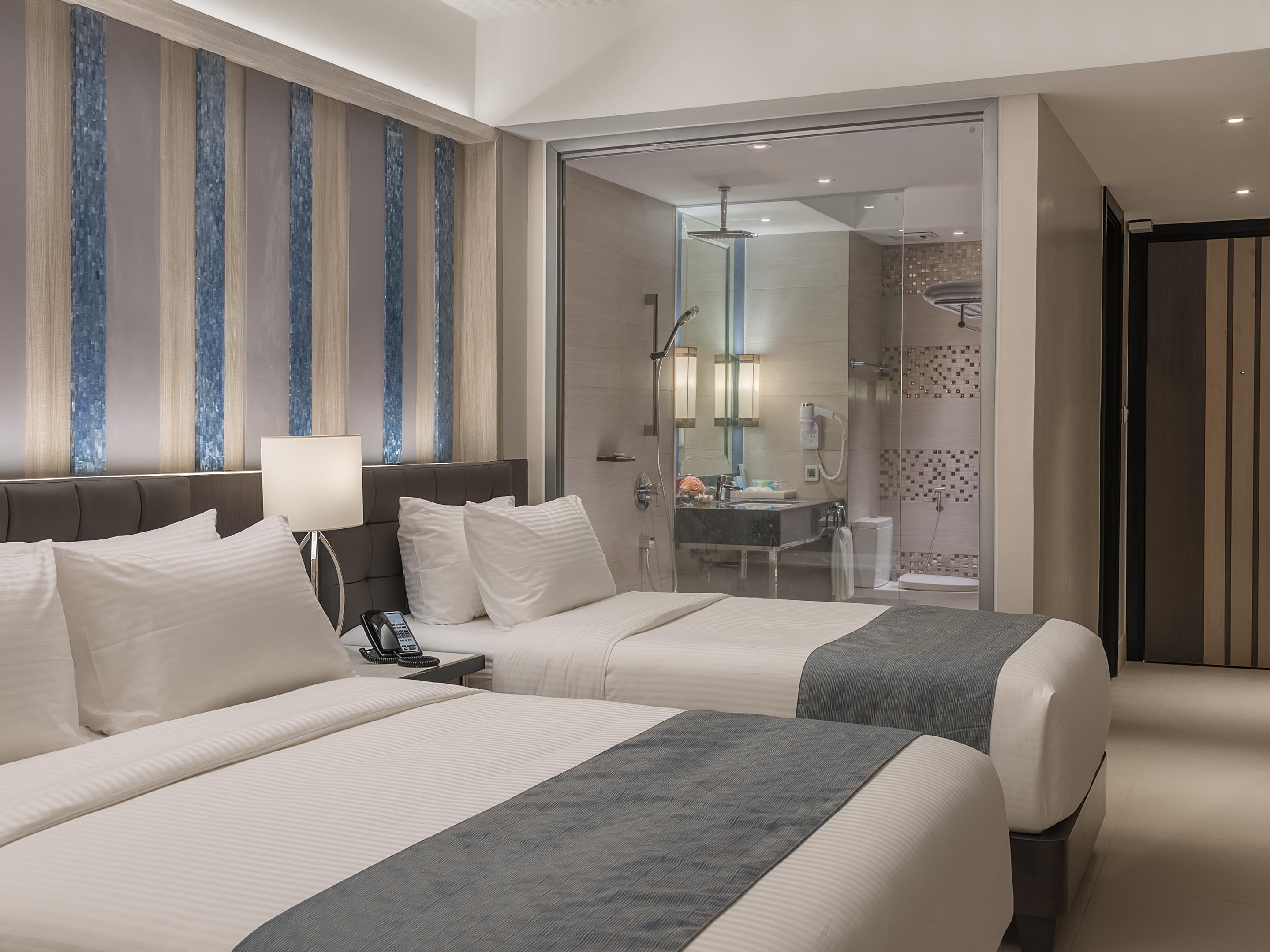 Henann Palm Beach Resort Balabag  Εξωτερικό φωτογραφία