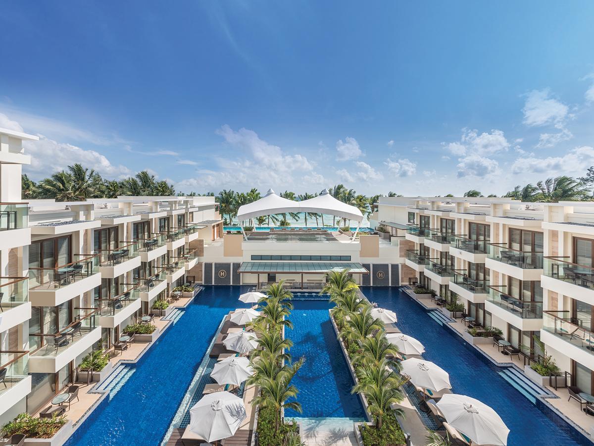 Henann Palm Beach Resort Balabag  Εξωτερικό φωτογραφία Hard Rock Hotel & Casino Punta Cana