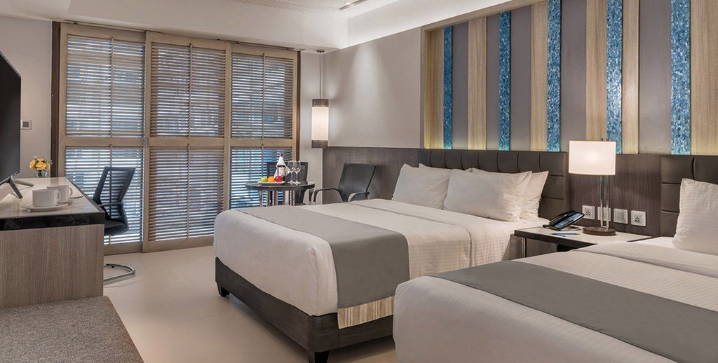 Henann Palm Beach Resort Balabag  Εξωτερικό φωτογραφία Deluxe Room